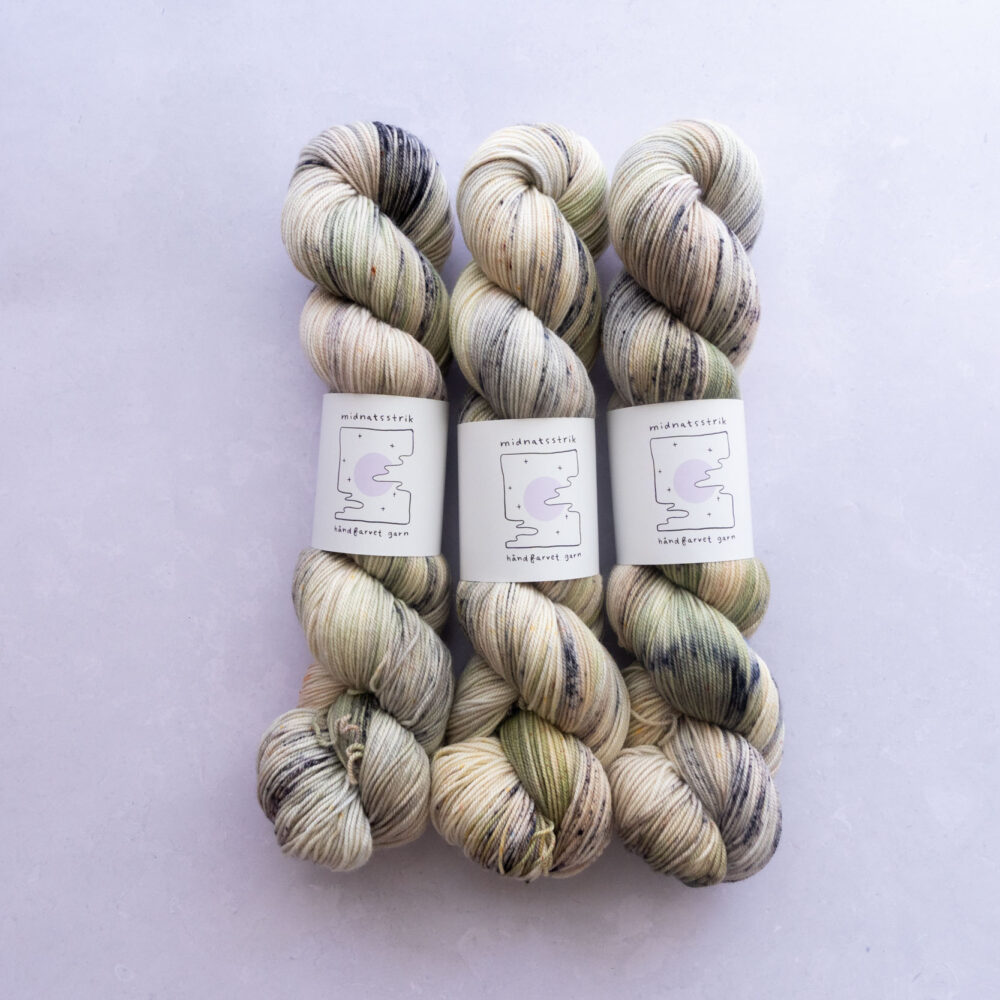 Midnatsstrik Soft Sock | I Want To Go Outside [Silo Inspired]